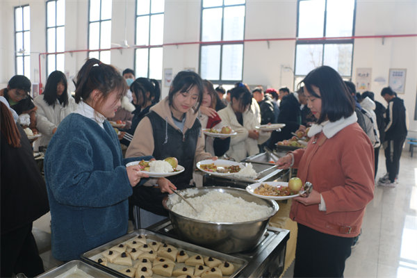 伙食保障